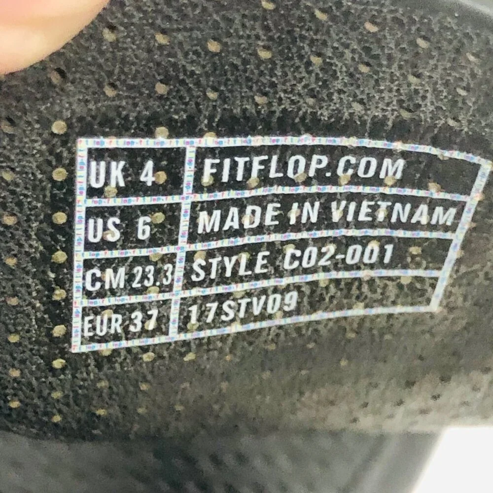 FitFlop Banda Sandals Women 6 Black‎ Leather Perforated Thong Shoe Whimsigoth